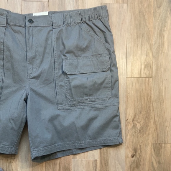 Price Firm Croft & barrow side elastic CARGO gray short cotton men size 52 - Picture 6 of 15